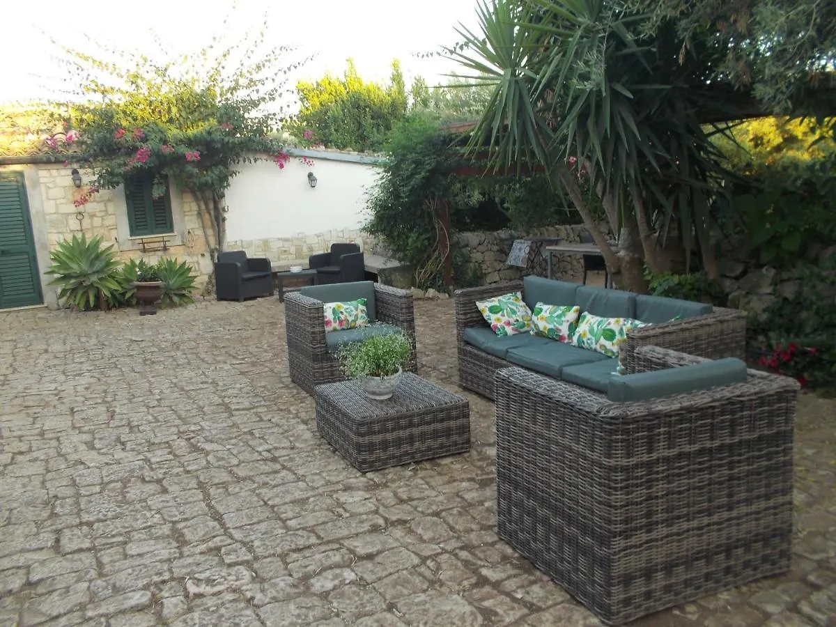 Oasi Di Campagna Hotel Modica Guest house